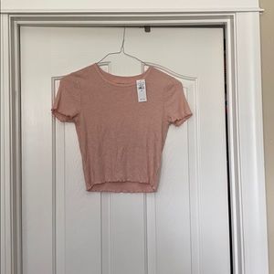 american eagle pink crop tee